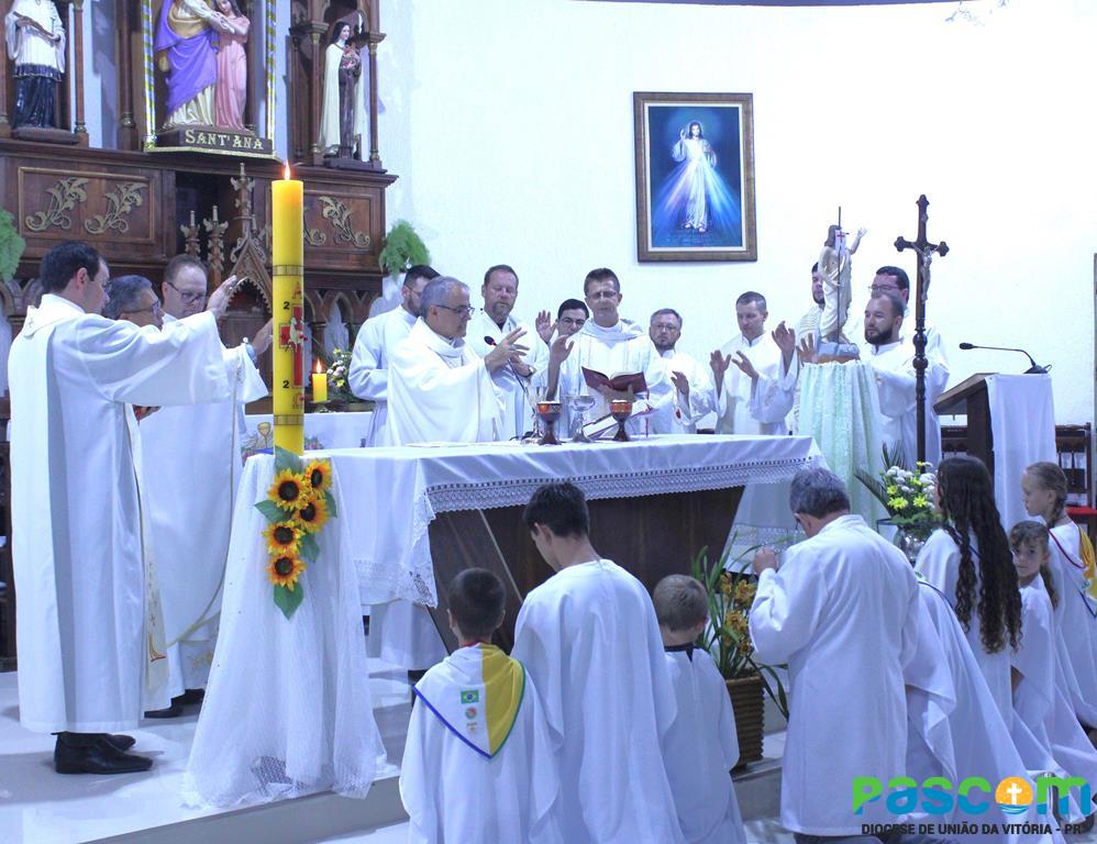 Paróquia de Sant’Ana acolhe novo Pároco e Vigário Paroquial.