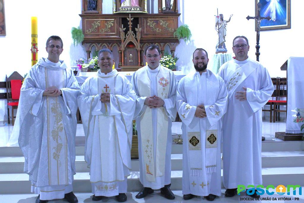 Paróquia de Sant’Ana acolhe novo Pároco e Vigário Paroquial.