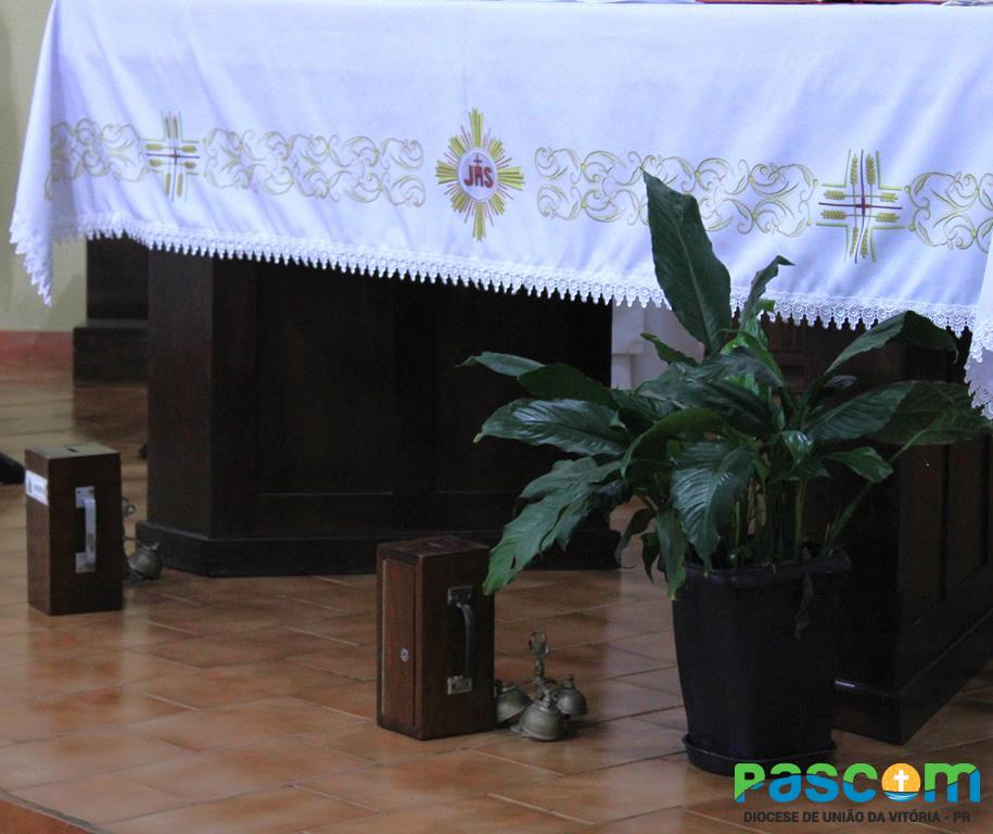 Padre Ermildo é o novo Pároco da Paróquia de Santo Antonio do Iratim