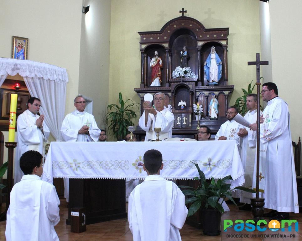 Padre Ermildo é o novo Pároco da Paróquia de Santo Antonio do Iratim