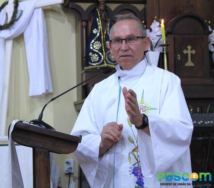 Padre Ermildo é o novo Pároco da Paróquia de Santo Antonio do Iratim