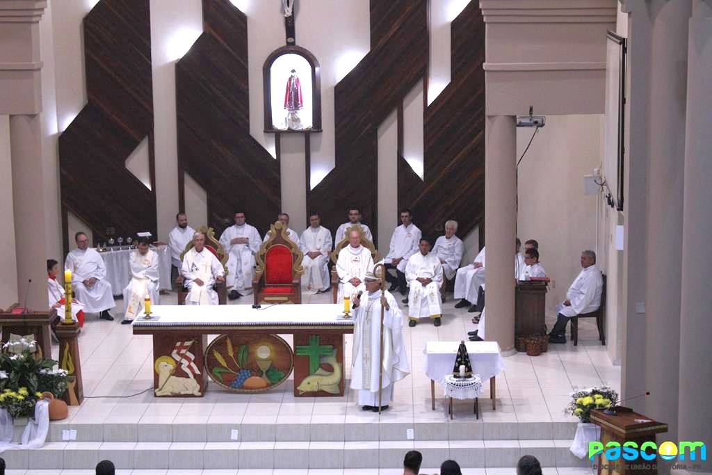 Padre Antonio toma posse na Paróquia Senhor Bom Jesus