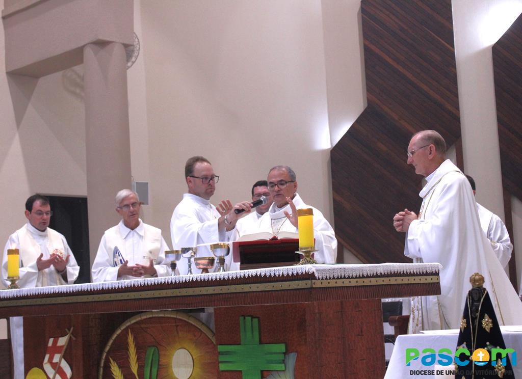 Padre Antonio toma posse na Paróquia Senhor Bom Jesus