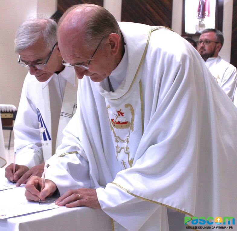 Padre Antonio toma posse na Paróquia Senhor Bom Jesus
