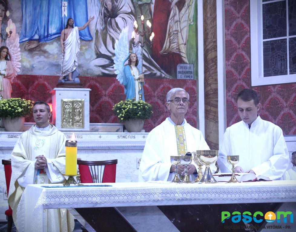 Padre João Francisco toma posse em nova Paróquia
