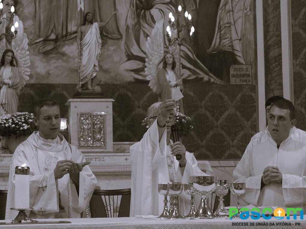 Padre João Francisco toma posse em nova Paróquia