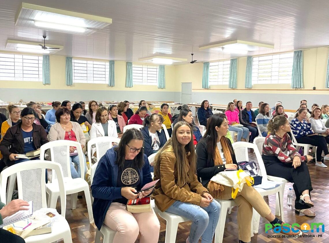 Catequistas e Mece’s se reúnem para Primeira Etapa de Escola Catequética