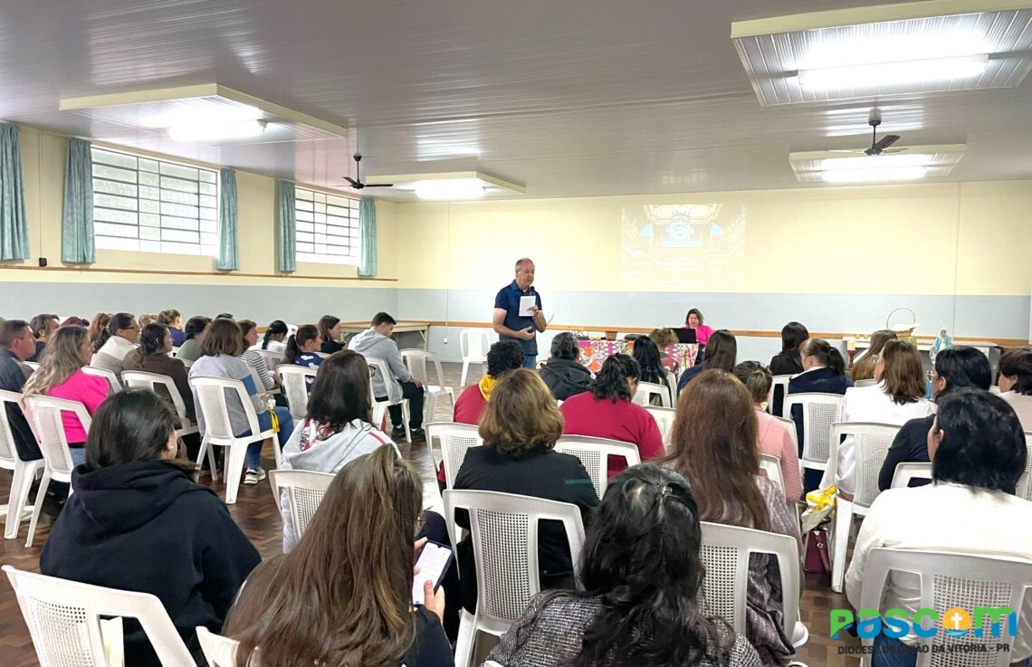 Catequistas e Mece’s se reúnem para Primeira Etapa de Escola Catequética