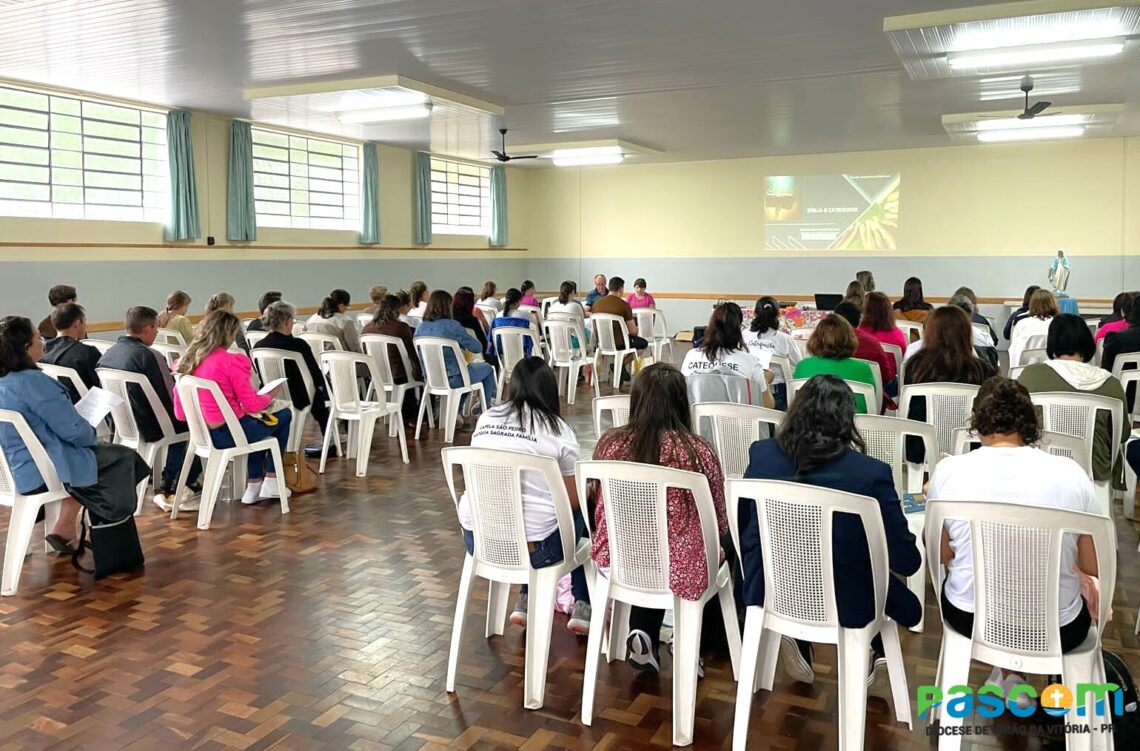Catequistas e Mece’s se reúnem para Primeira Etapa de Escola Catequética