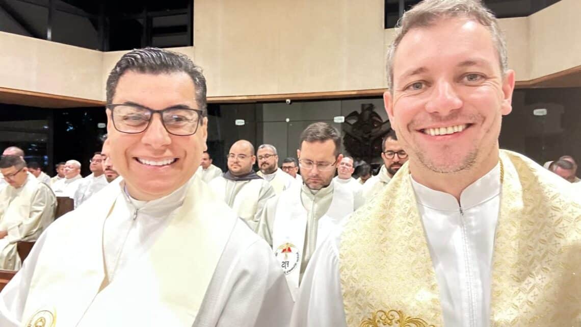 Padres da Diocese participam de encontro de formação sobre exorcismo