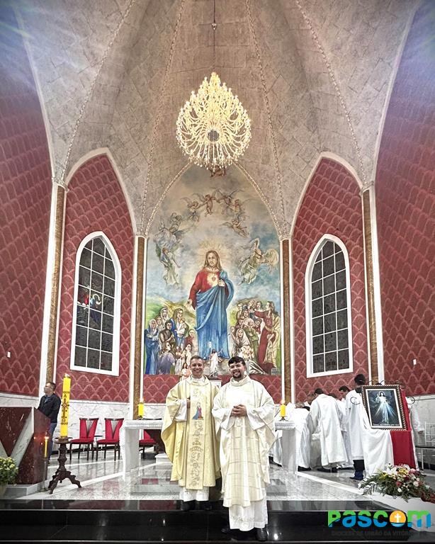 Padre João Francisco toma posse em nova Paróquia