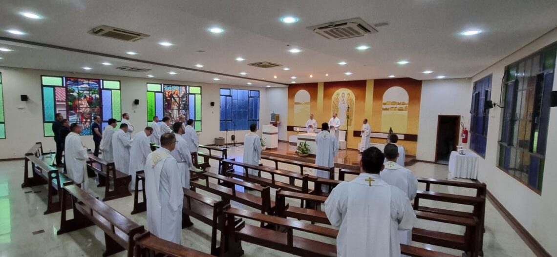 Padres coordenadores da Ação Evangelizadora participam de Encontro Regional