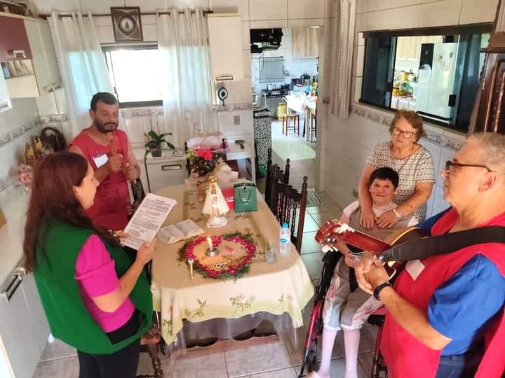 Conselhos Missionários Paroquiais realizam atividades missionárias no mês de maio