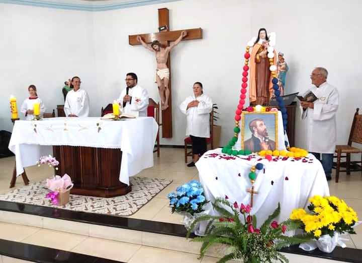 Conselhos Missionários Paroquiais realizam atividades missionárias no mês de maio