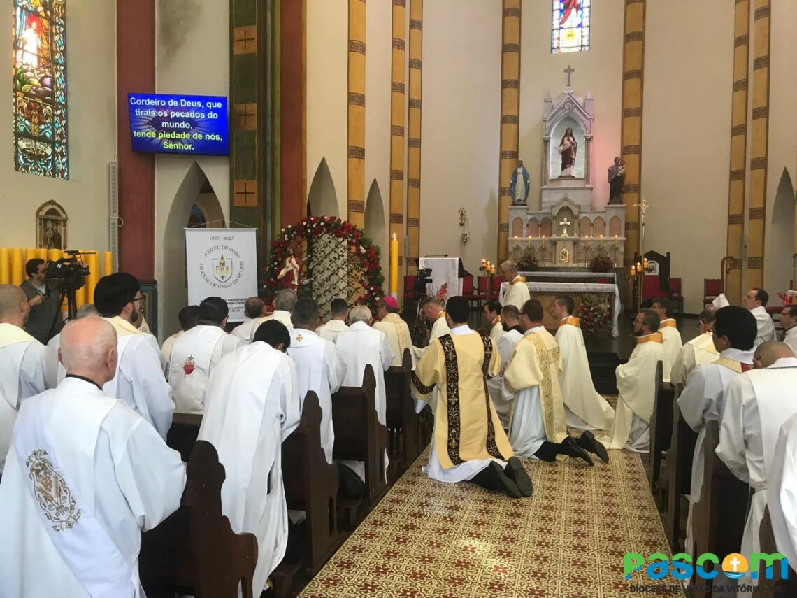 Abertura oficial do Tríduo preparatório ao Jubileu de Ouro da Diocese.
