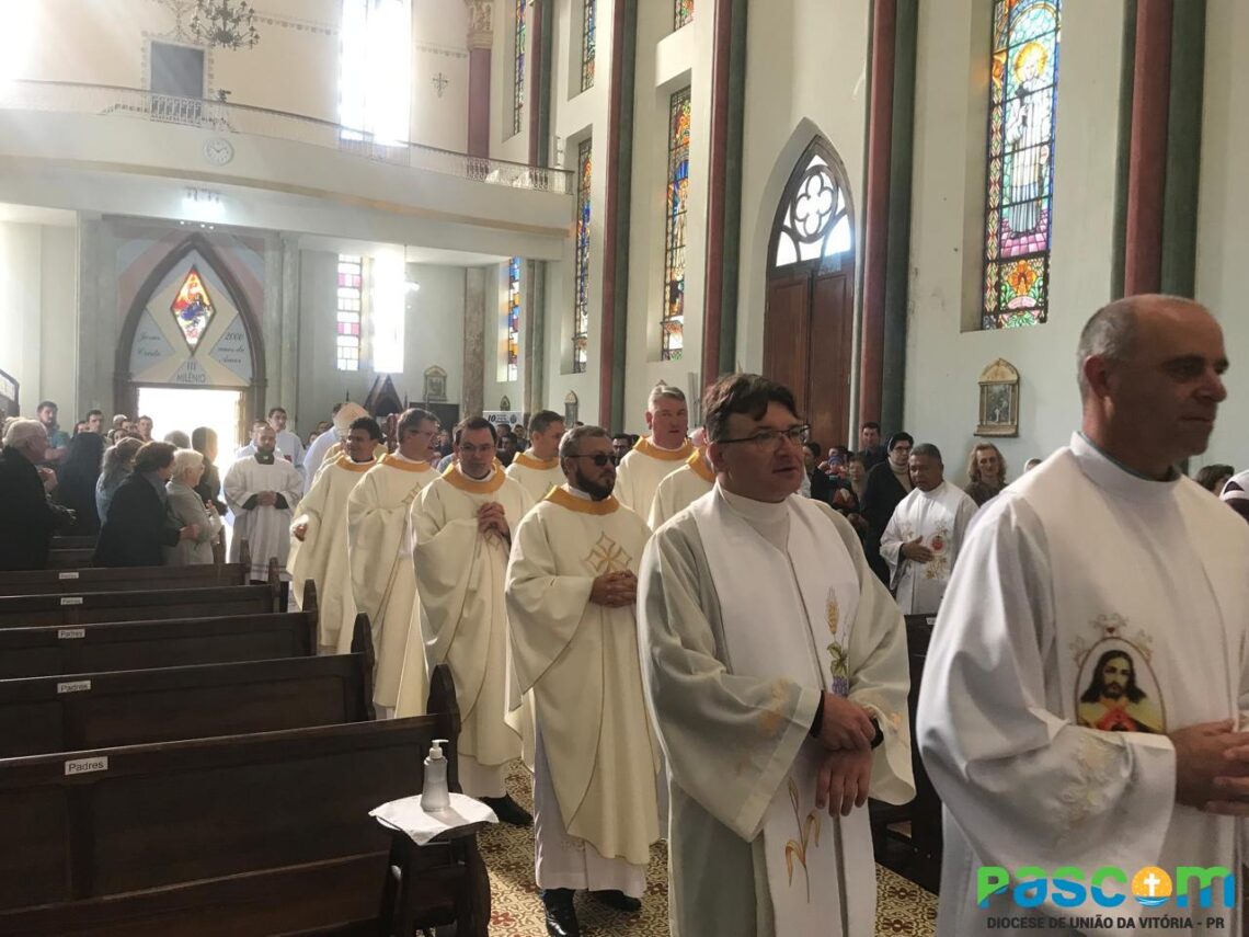 Abertura oficial do Tríduo preparatório ao Jubileu de Ouro da Diocese.