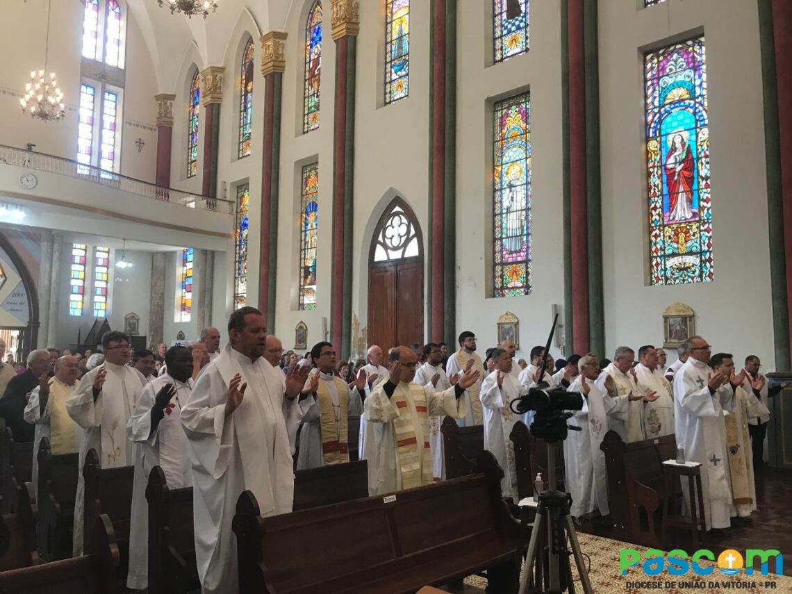Abertura oficial do Tríduo preparatório ao Jubileu de Ouro da Diocese.