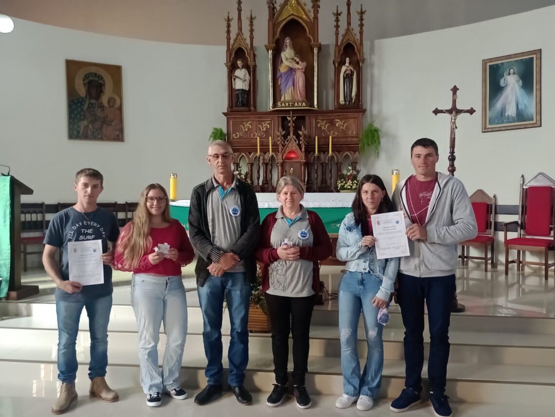 Paróquia Sant’Ana de Cruz Machado prepara casais para Sacramento do Matrimônio