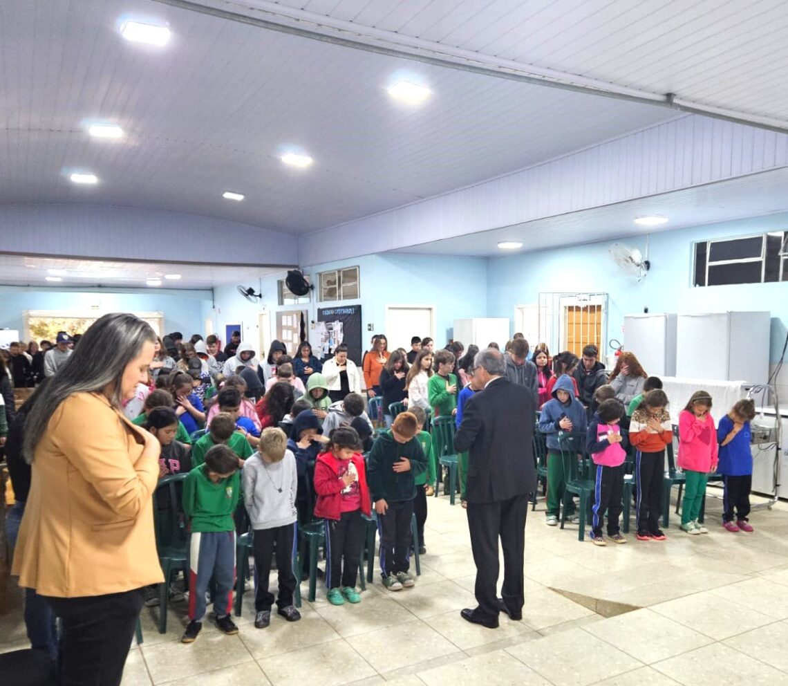 Paróquia São Joaquim e Sant’Ana recebe Visita Pastoral de Dom Walter Jorge.