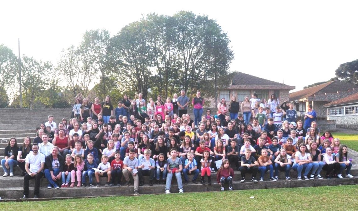 Coroinhas e acólitos da Paróquia Santa’Ana recebem formação