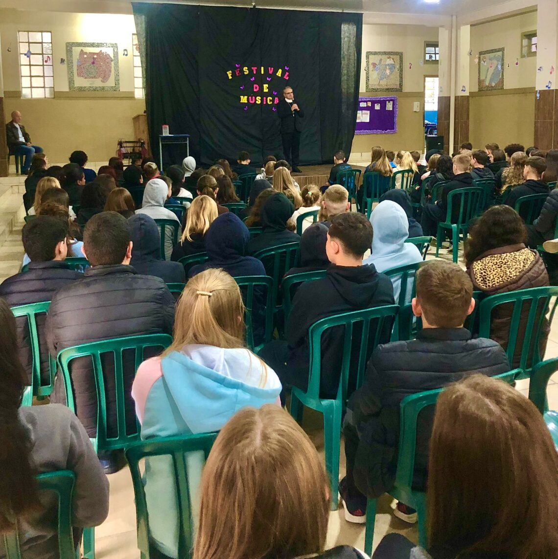 Paróquia São Joaquim e Sant’Ana recebe Visita Pastoral de Dom Walter Jorge.