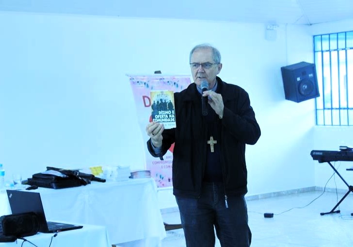 Dízimo foi o tema principal da Reunião do Clero no Instituto Piamarta