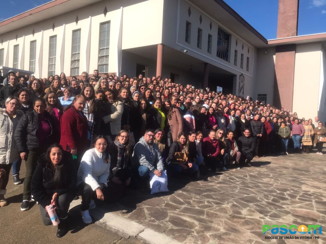 Mais de 500 catequistas participam de Encontrão Diocesano
