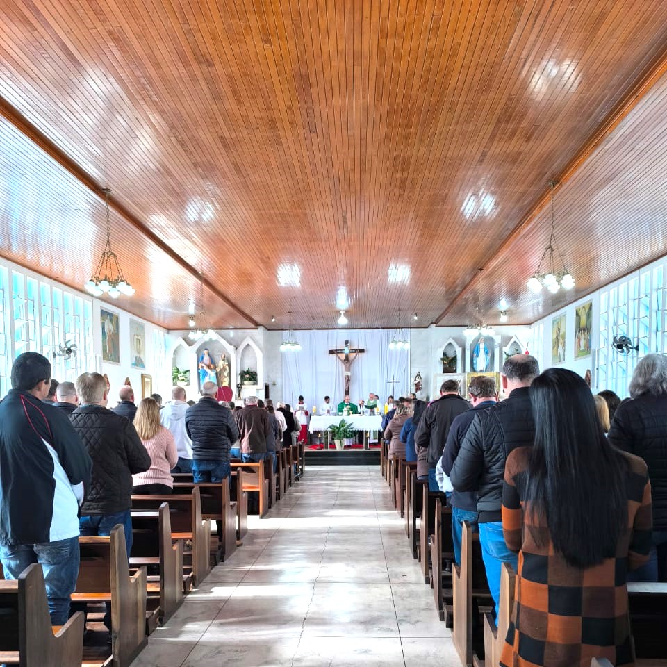 Paróquia São Joaquim e Sant’Ana recebe Visita Pastoral de Dom Walter Jorge.