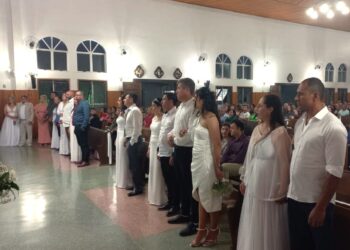 Paróquia de General Carneiro realiza Casamento Comunitário