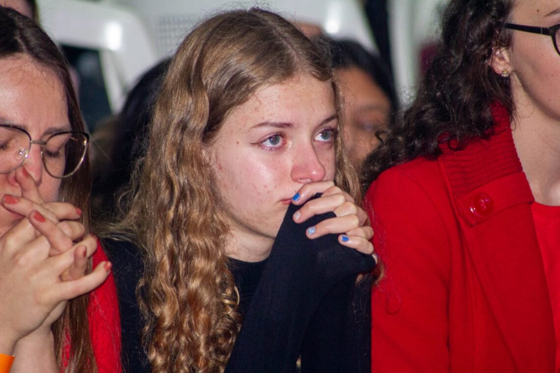 Mais de mil jovens participam do Vibração Jovem 2024