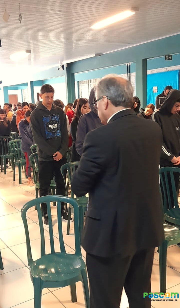 Dom Walter Jorge realiza Visita Pastoral na Paróquia São Cristóvão e Nossa Senhora da Salette