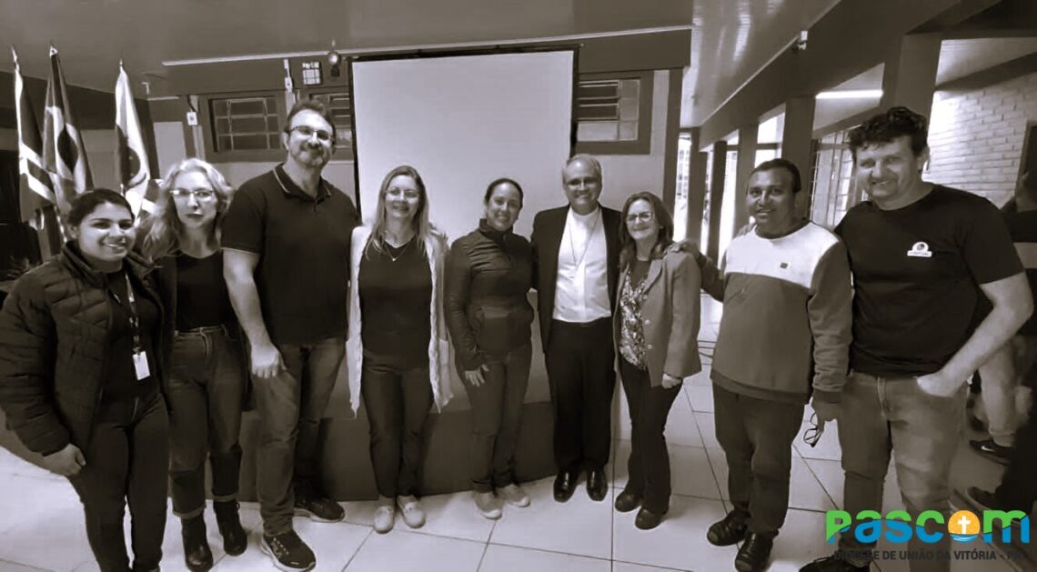 Dom Walter Jorge realiza Visita Pastoral na Paróquia São Cristóvão e Nossa Senhora da Salette