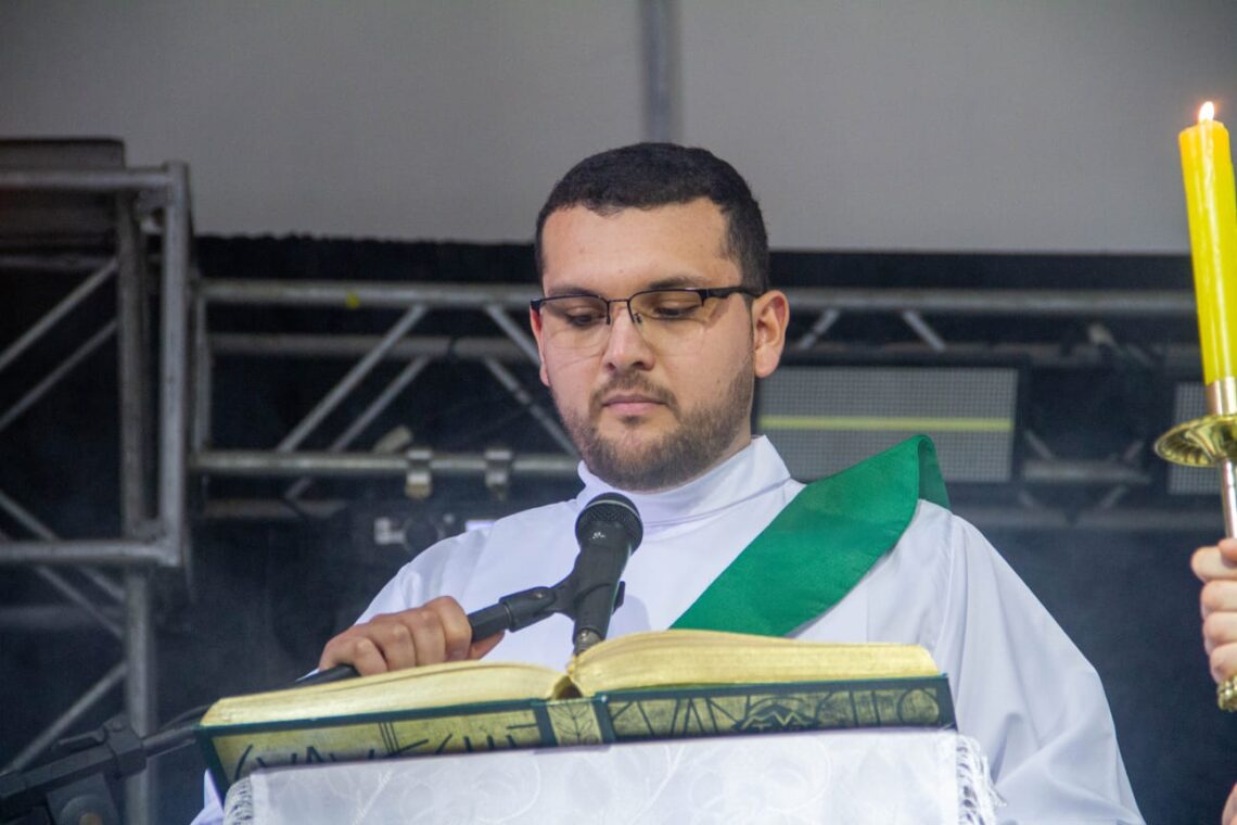 Mais de mil jovens participam do Vibração Jovem 2024