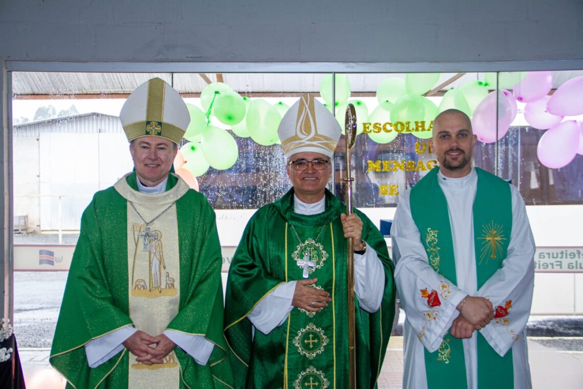 Mais de mil jovens participam do Vibração Jovem 2024