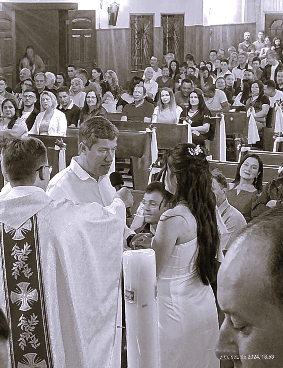 Paróquia de General Carneiro realiza Casamento Comunitário