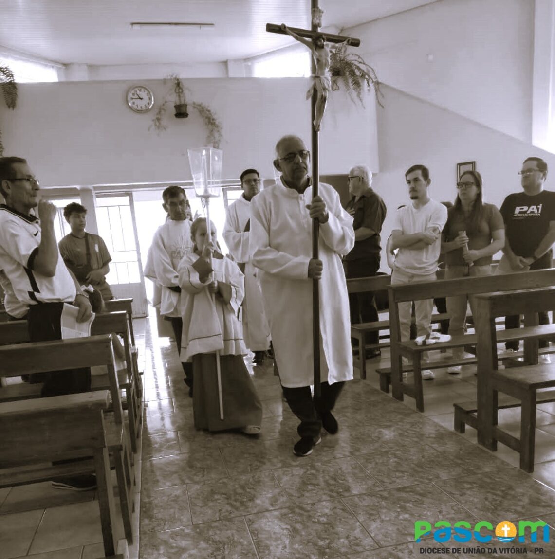 Dom Walter Jorge realiza Visita Pastoral na Paróquia São Cristóvão e Nossa Senhora da Salette