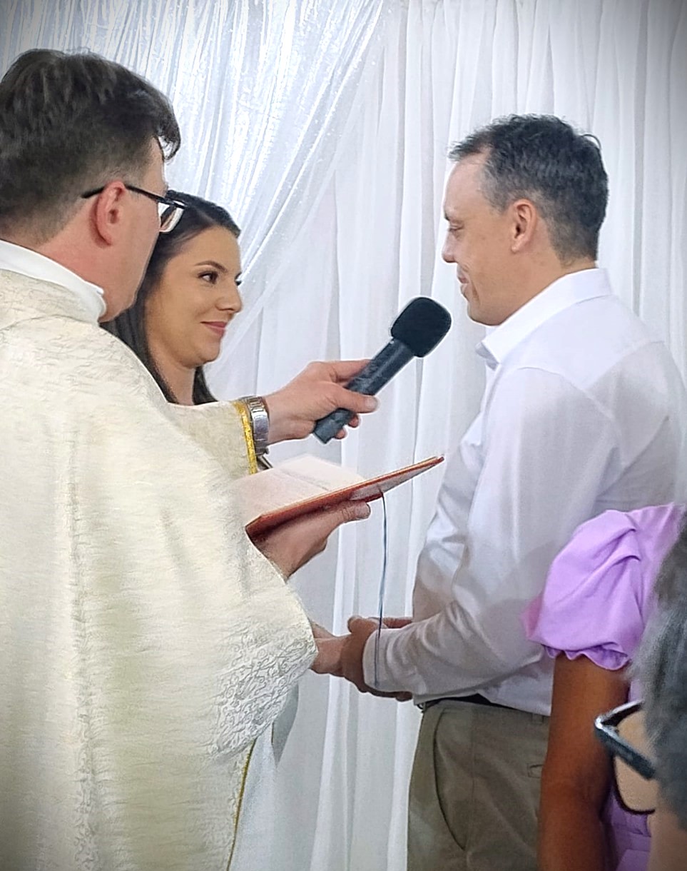 Paróquia de General Carneiro realiza Casamento Comunitário