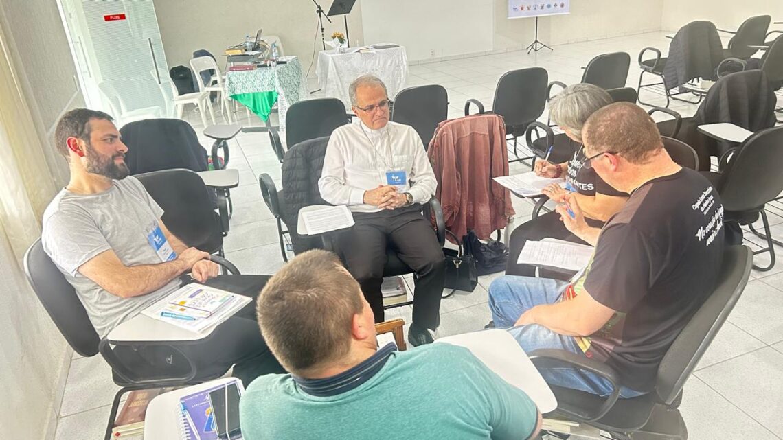 Líderes de Pastorais e Movimentos da Diocese participam da 44º Assembleia do Povo de Deus em Guarapuava