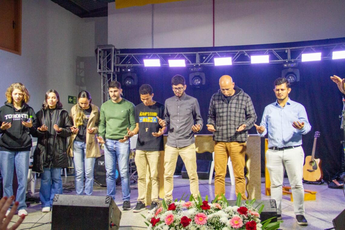 Mais de mil jovens participam do Vibração Jovem 2024