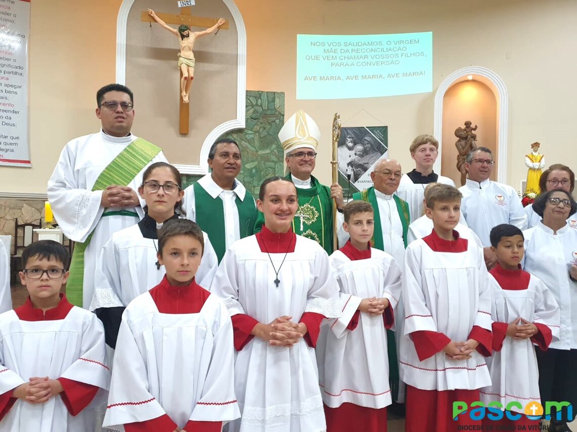 Dom Walter Jorge realiza Visita Pastoral na Paróquia São Cristóvão e Nossa Senhora da Salette