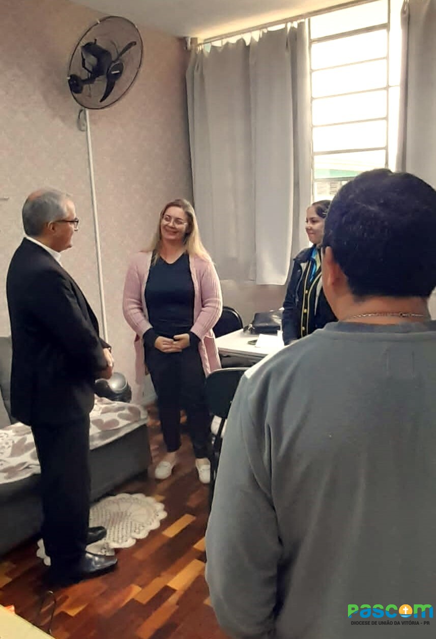 Dom Walter Jorge realiza Visita Pastoral na Paróquia São Cristóvão e Nossa Senhora da Salette