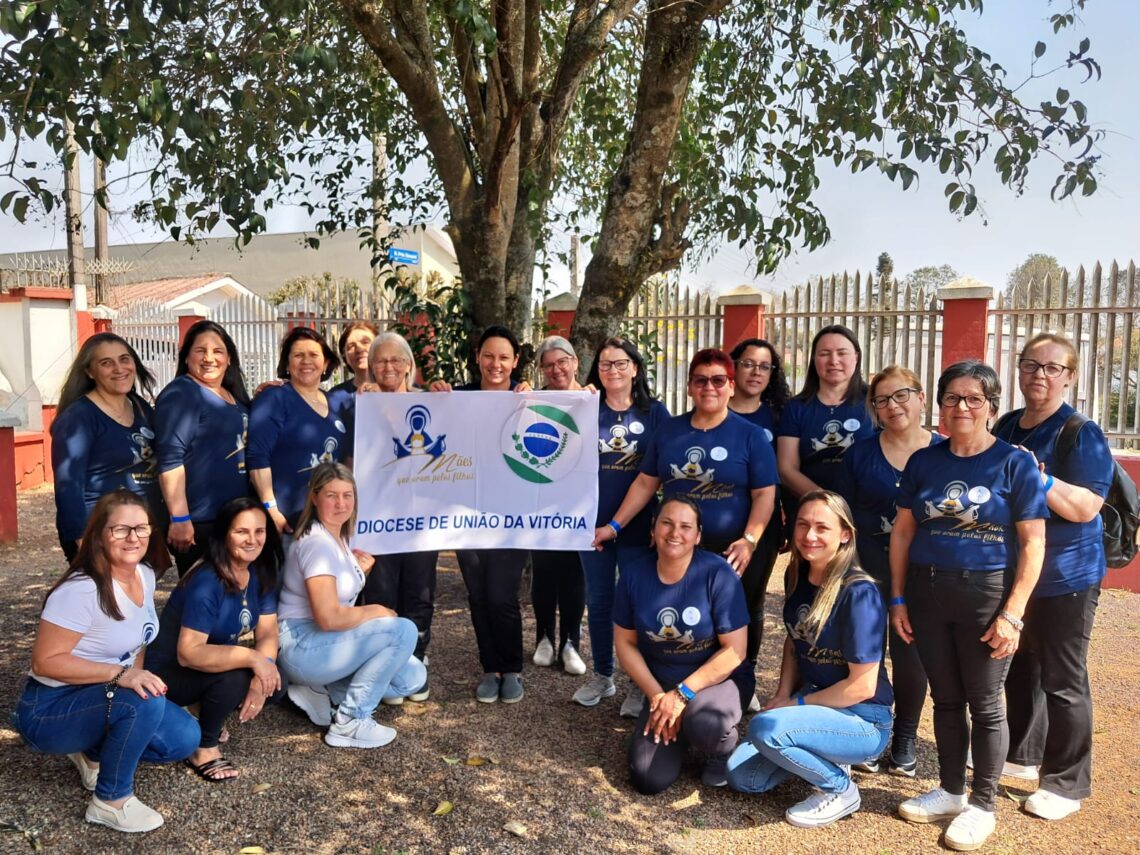 Movimento Mães que Oram pelos Filhos participam de Encontro Estadual em Curitiba