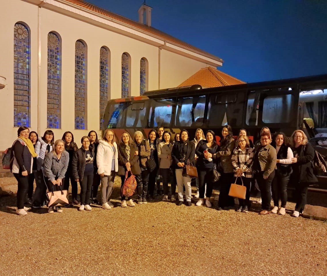 Movimento Mães que Oram pelos Filhos participam de Encontro Estadual em Curitiba