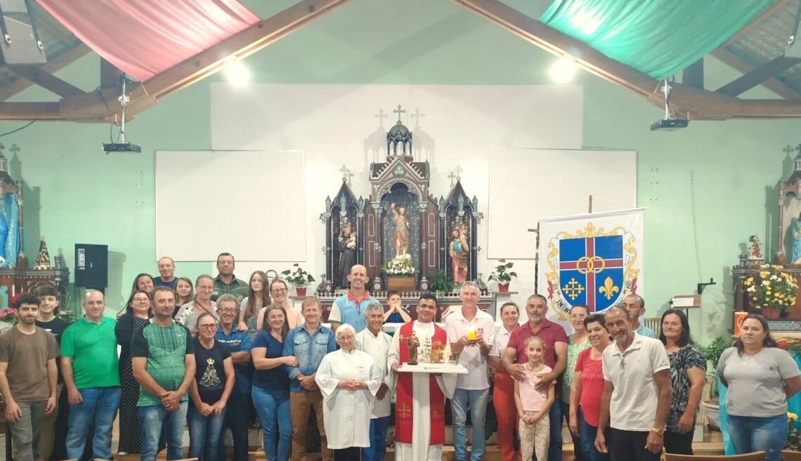 Imagem de São Francisco Xavier, visita paróquias da Diocese