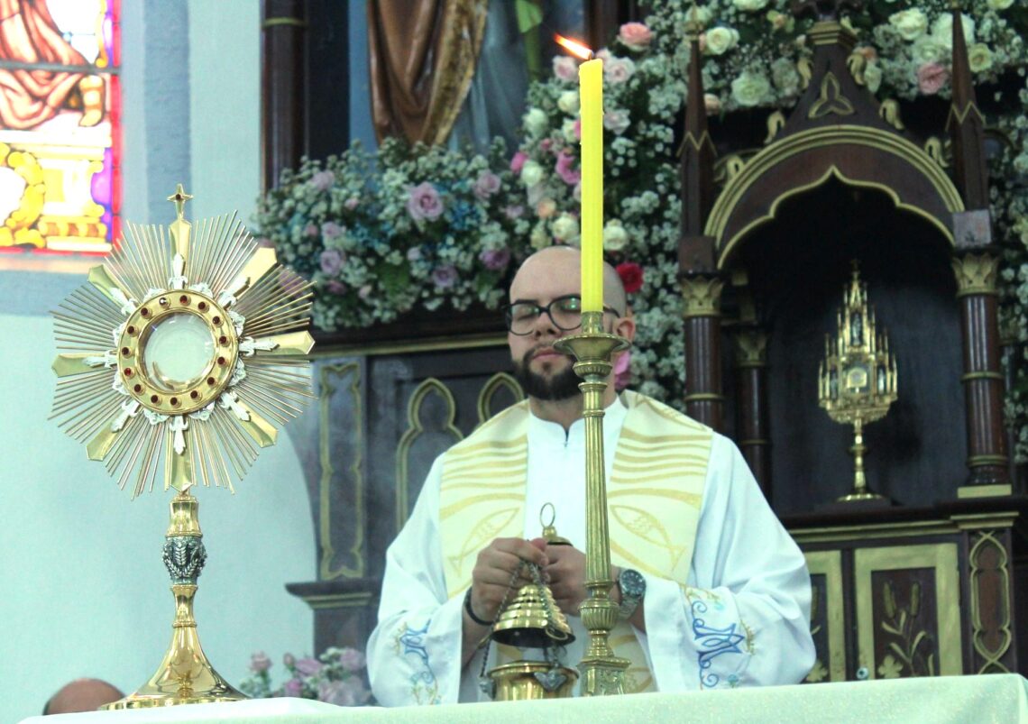 Fiéis Romeiros participam de Romaria Diocesana em Rio Claro do Sul