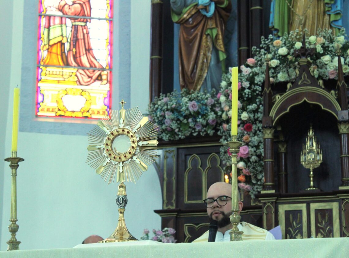 Fiéis Romeiros participam de Romaria Diocesana em Rio Claro do Sul