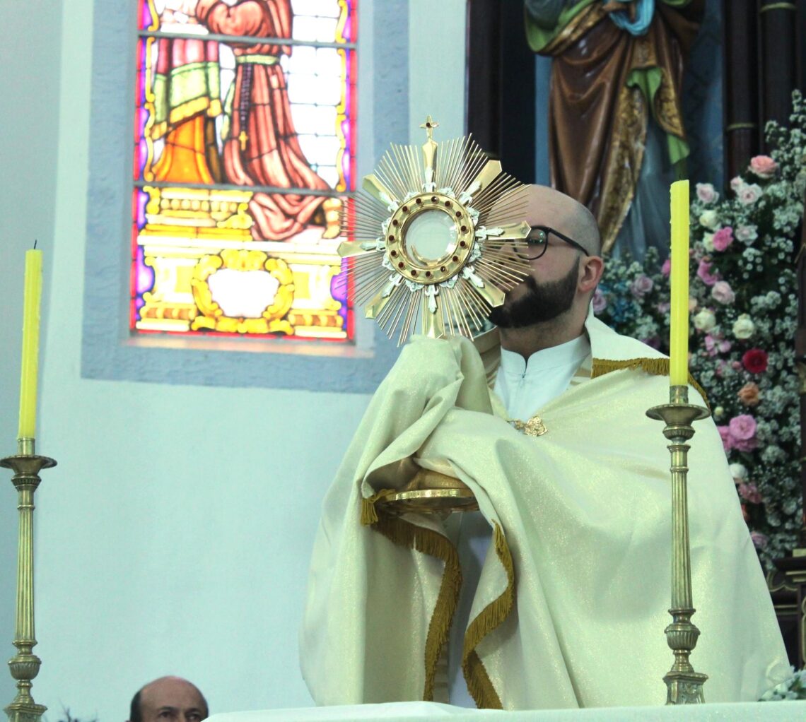 Fiéis Romeiros participam de Romaria Diocesana em Rio Claro do Sul