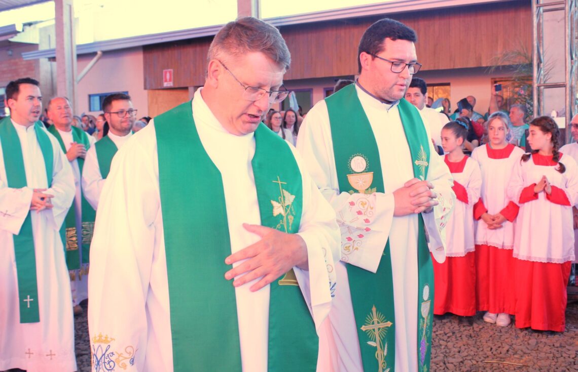 Fiéis Romeiros participam de Romaria Diocesana em Rio Claro do Sul
