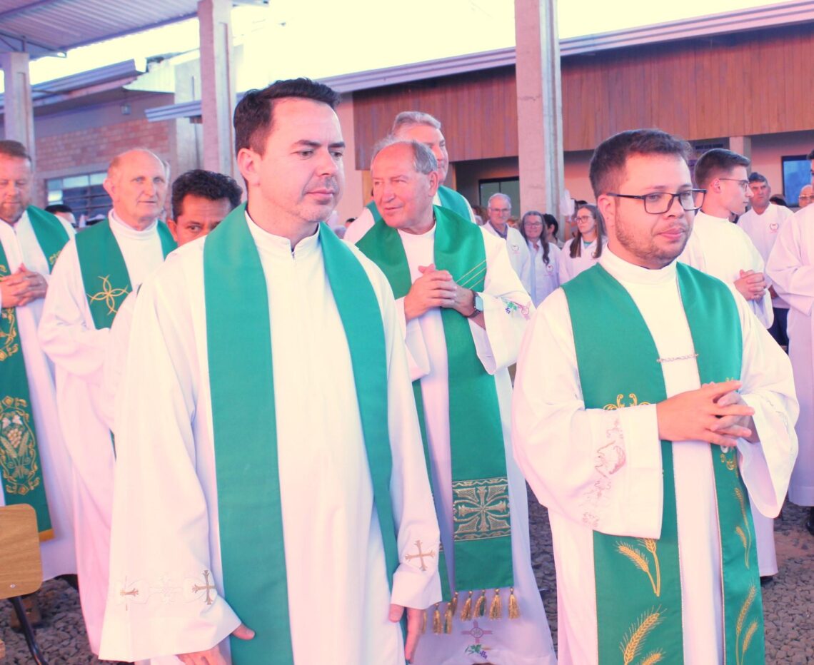 Fiéis Romeiros participam de Romaria Diocesana em Rio Claro do Sul