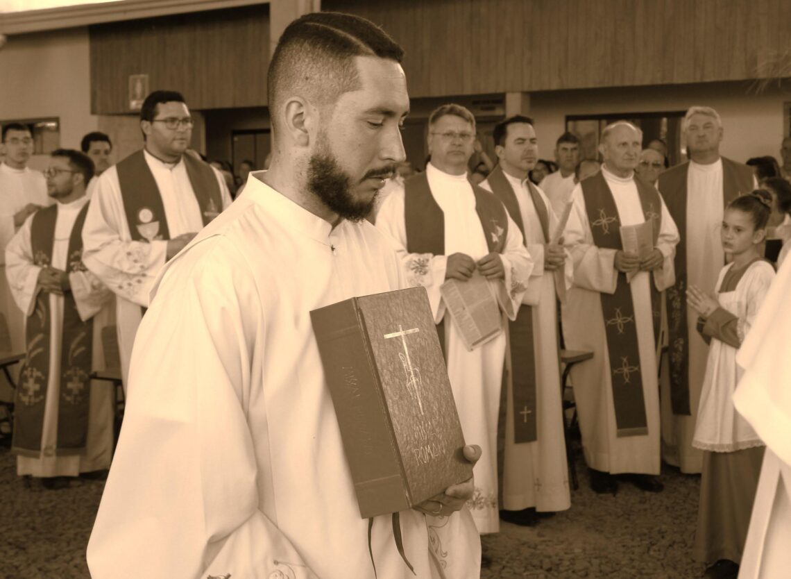 Fiéis Romeiros participam de Romaria Diocesana em Rio Claro do Sul